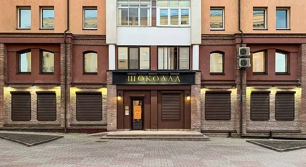 Популярное смоленское кафе под защитой роллет Security